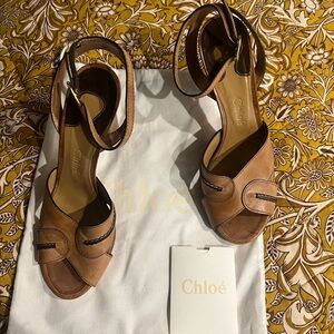 CHLOE size 39 ( fits closer to 8-8.5)